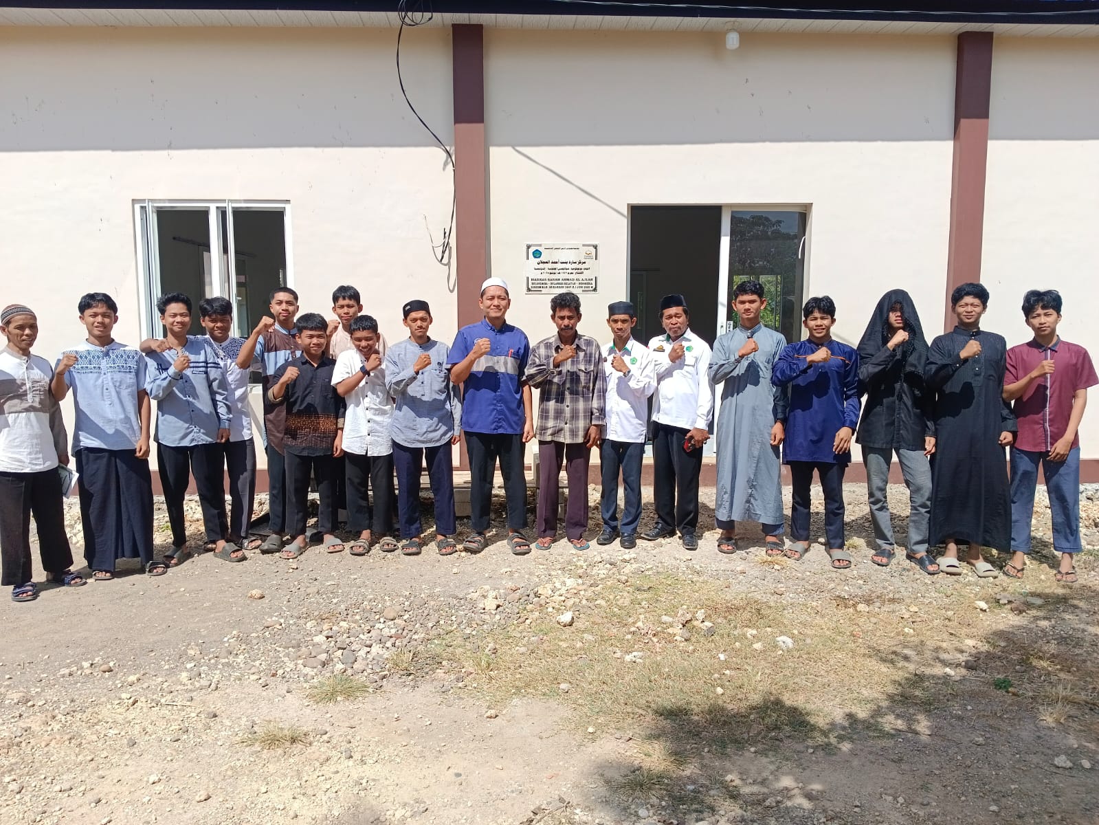 Sebanyak 30 masjid di Kecamatan Bontobahari, Bulukumba, mengikuti GEBER MAS pada 10 Agustus 2026 sebagai gerakan menjaga kebersihan dan kemakmuran masjid.