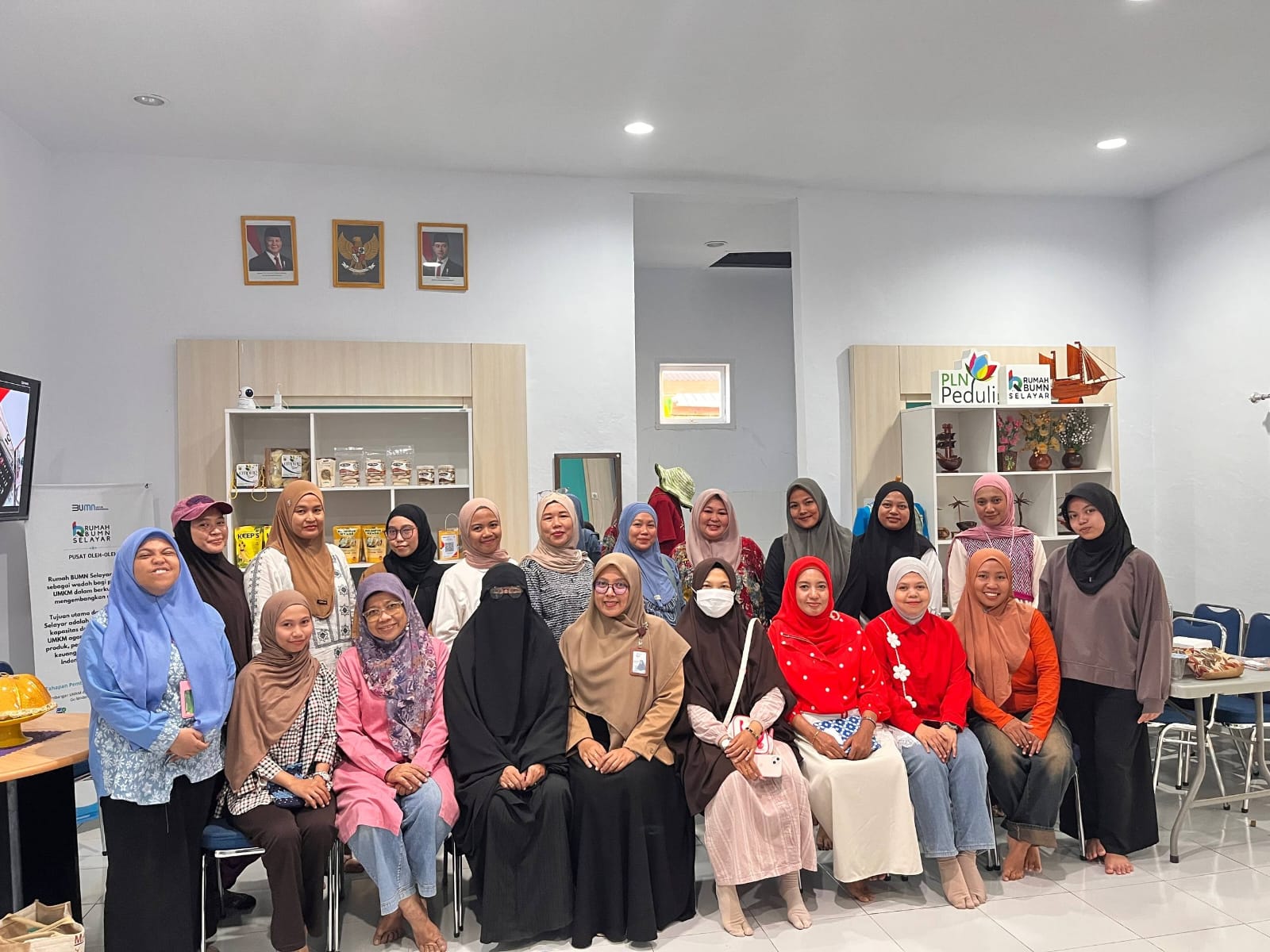 Rumah BUMN Selayar melatih 19 pelaku UMKM memahami Break Even Point (BEP) untuk meningkatkan literasi keuangan, menentukan target penjualan, dan mengelola usaha secara lebih terukur.