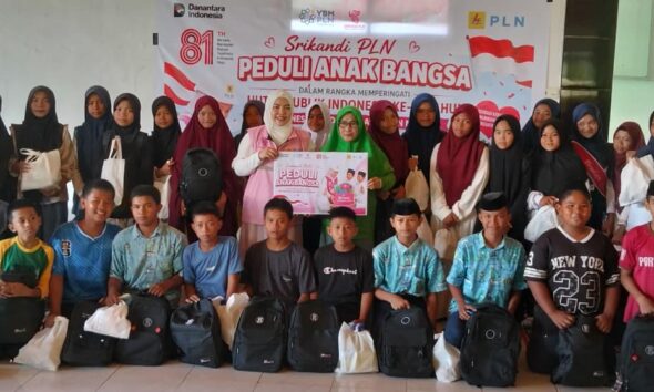 Menyambut Hari Kemerdekaan Republik Indonesia ke-81, Srikandi PT PLN (Persero) UP3 Bulukumba