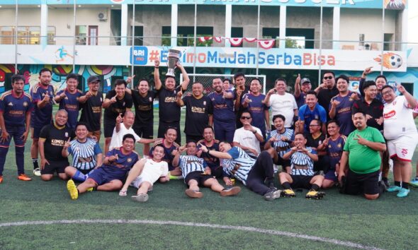 DPRD Makassar menggelar pertandingan mini soccer dalam rangka HUT ke-81 RI. Komisi D keluar sebagai juara pertama, Komisi B raih juara favorit.