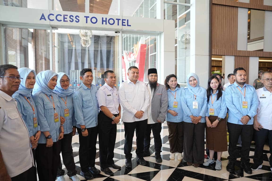 Wali Kota Makassar, Munafri Arifuddin resmi membuka Makassar Job Fair 2026 di Mall Phinisi Point