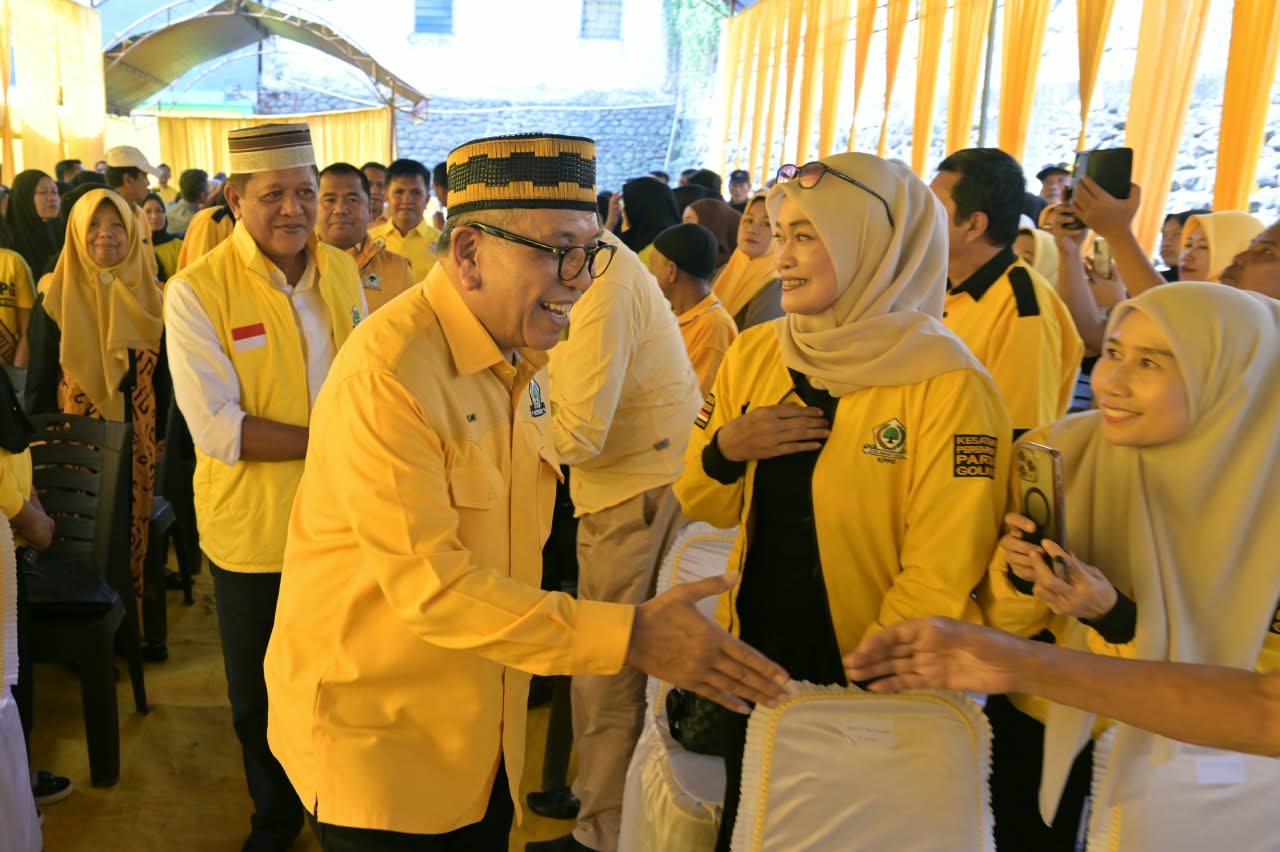 Ketua DPD I Partai Golkar Sulawesi Selatan, Ilham Arief Sirajuddin (IAS), mengapresiasi kejayaan Partai Golkar di Kabupaten Soppeng di bawah kepemimpinan Ketua DPD II Golkar Soppeng, Andi Kaswadi Razak.