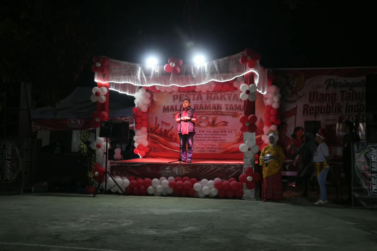 Semangat kebersamaan dan gotong royong mewarnai malam ramah tamah warga RW 1, RW 2, dan RW 3 Telkomas,