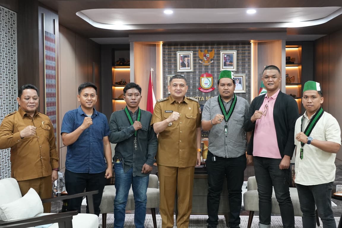 Wali Kota Makassar, Munafri Arifuddin, menerima jajaran pengurus Badan Koordinasi (BADKO) Himpunan Mahasiswa Islam (HMI) Sulawesi Selatan