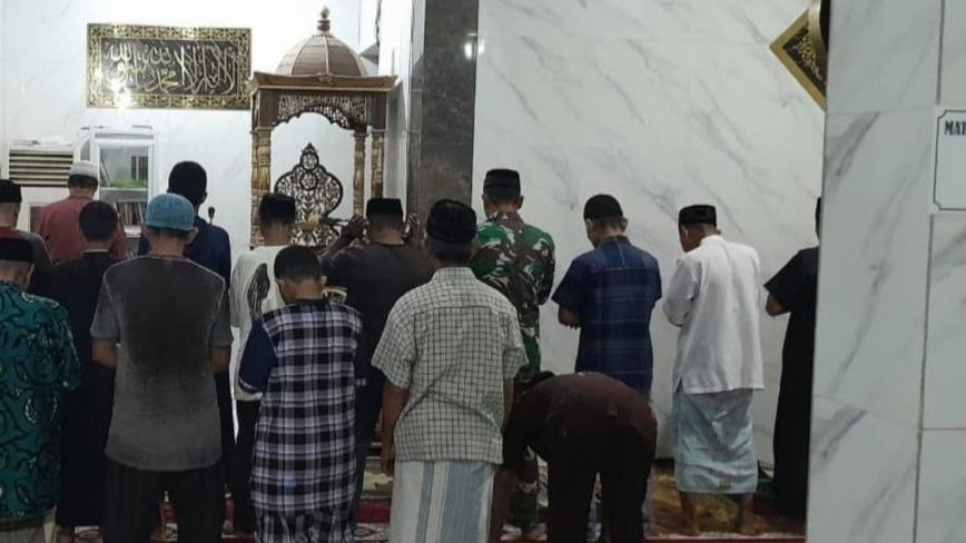 Kedekatan TNI dengan masyarakat kembali terlihat di wilayah teritorial Kodim 1409/Gowa.