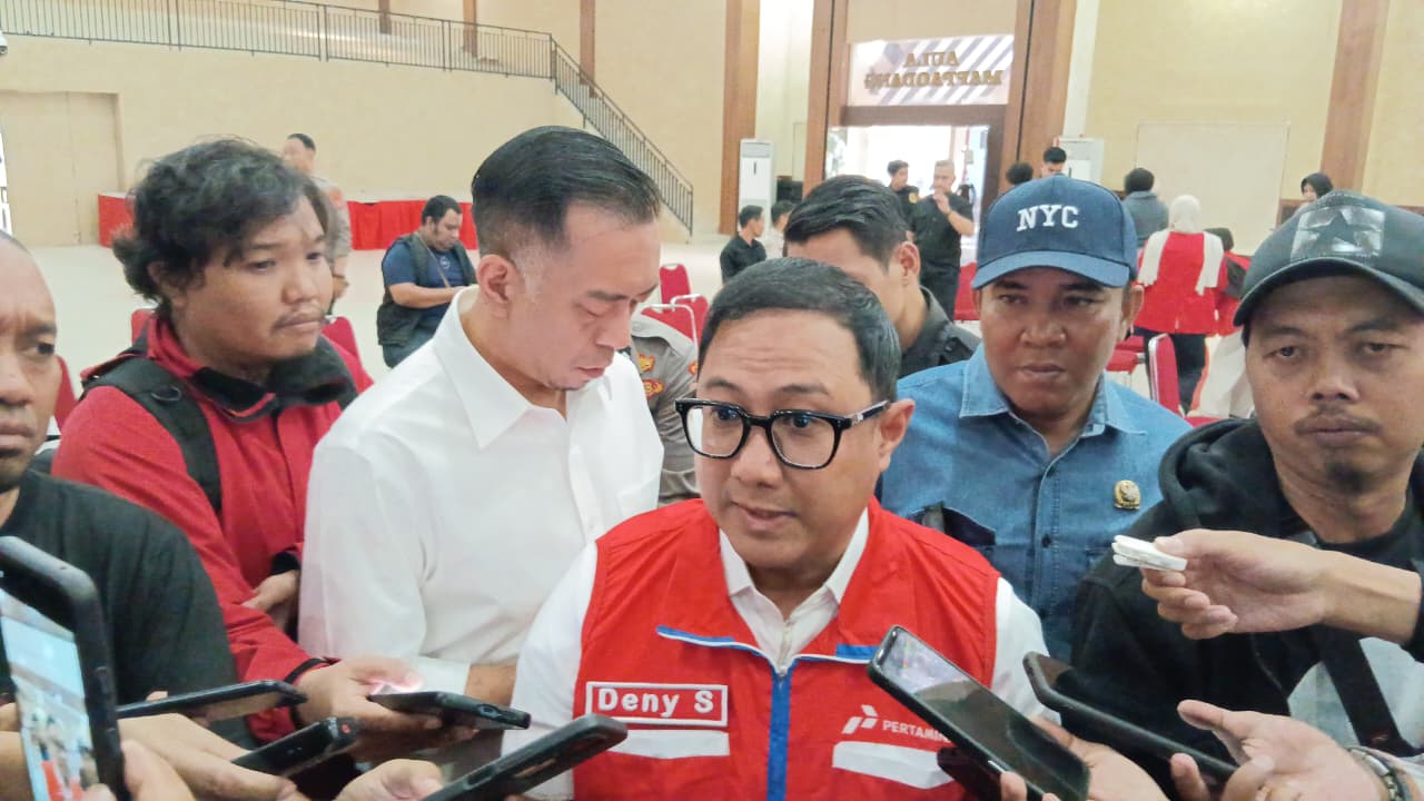 Pernyataan Pertamina yang menyebut fenomena panic buying sebagai salah satu faktor di balik lonjakan permintaan BBM mendapat sorotan dalam konferensi pers