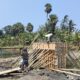 Semangat gotong royong dan kemanunggalan TNI dengan rakyat kembali terlihat dalam pembangunan infrastruktur di Kabupaten Gowa, Sulawesi Selatan.