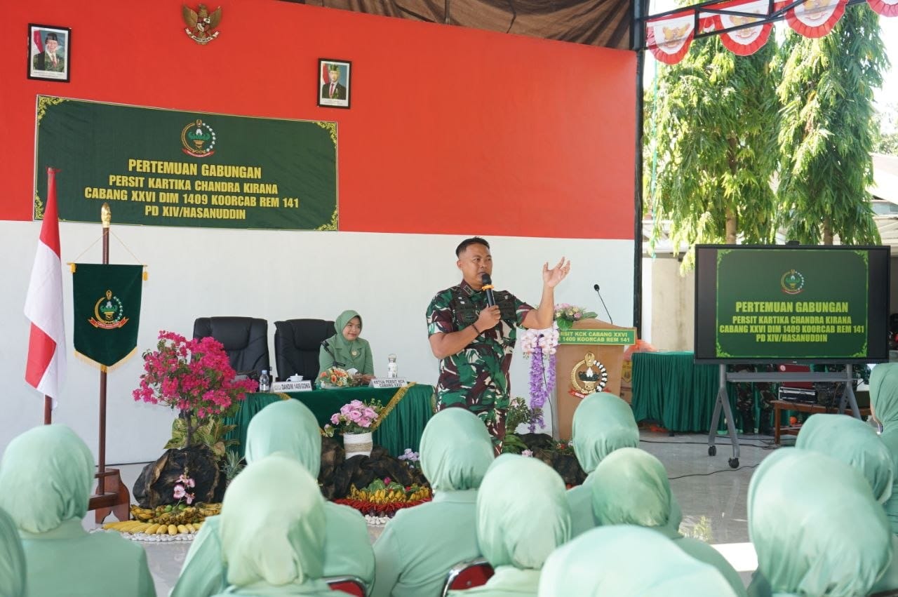 Sebanyak 209 anggota Persit Kartika Chandra Kirana (KCK) Cabang XXVI Kodim 1409/Gowa mengikuti Pertemuan Gabungan