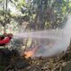 Respons cepat aparat gabungan bersama masyarakat berhasil mengendalikan kebakaran lahan