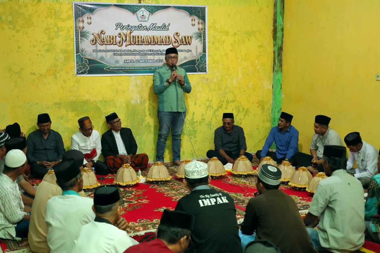 Wakil Bupati Barru, Dr. Ir. Abustan A. Bintang, M.Si., mengajak masyarakat menjadikan peringatan Maulid Nabi Muhammad SAW