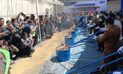 Kantor Pengawasan dan Pelayanan Bea dan Cukai Tipe Madya Pabean B Makassar memusnahkan Barang yang Menjadi Milik Negara (BMMN)