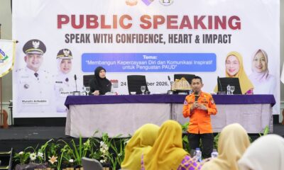 Fadli Tahar mengenalkan Hypno Public Speaking dan Hypno Teaching kepada Bunda PAUD Makassar untuk membangun komunikasi yang lebih efektif dalam proses pembelajaran.