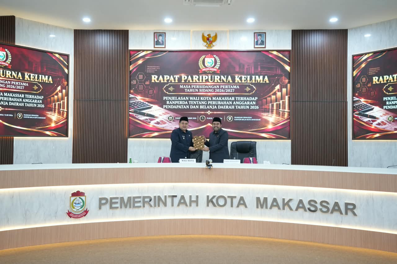 Wali Kota Makassar Munafri Arifuddin menjelaskan Ranperda Perubahan APBD 2026 dengan pendapatan Rp4,56 triliun dan belanja Rp5,26 triliun.