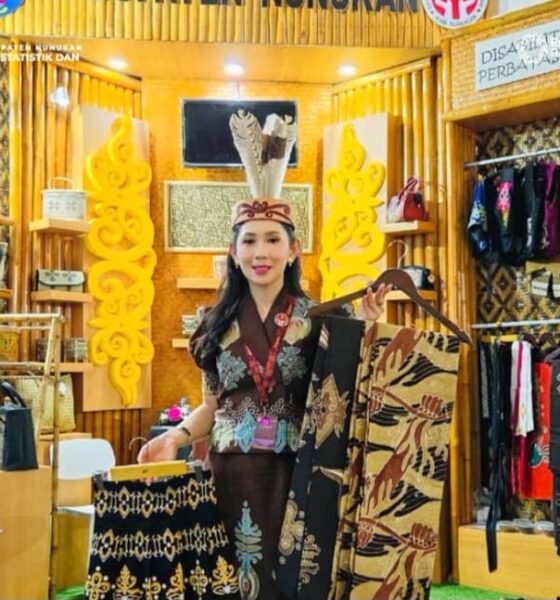 Dekranasda Kaltara mempromosikan anyaman rotan, singal, kain tenun, dan batik khas Kaltara di Kriyanusa 2026 untuk memperluas pasar hingga internasional.