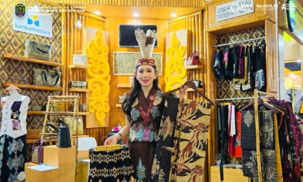 Dekranasda Kaltara mempromosikan anyaman rotan, singal, kain tenun, dan batik khas Kaltara di Kriyanusa 2026 untuk memperluas pasar hingga internasional.