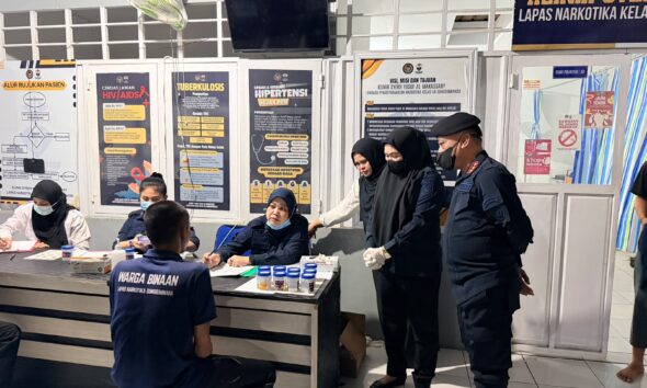 Lembaga Pemasyarakatan (Lapas) Narkotika Kelas IIA Sungguminasa memperkuat deteksi dini dan pengawasan keamanan melalui razia gabungan di blok hunian Warga Binaan Pemasyarakatan (WBP)