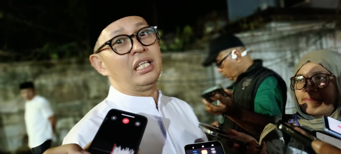 DPRD Makassar menampung keluhan warga terkait pemadaman listrik dan meminta penjelasan kondisi kelistrikan. DPRD juga mempersiapkan pembangunan gedung baru.