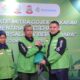 Wali Kota Makassar Munafri Arifuddin menyapa pengemudi Gojek dalam program Cek Kesehatan Gratis dan menekankan pentingnya kesehatan serta jaminan sosial.