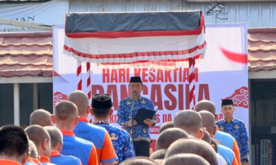 Lapastika Gowa memperingati Hari Kesaktian Pancasila dengan upacara khidmat. Kalapas Moh. Ilham Agung Setyawan menekankan pengamalan nilai Pancasila dalam pelayanan dan pembinaan WBP.Lapastika Gowa memperingati Hari Kesaktian Pancasila dengan upacara khidmat. Kalapas Moh. Ilham Agung Setyawan menekankan pengamalan nilai Pancasila dalam pelayanan dan pembinaan WBP.