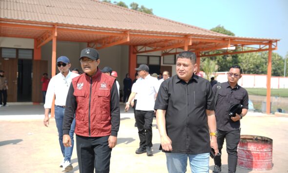 Kota Makassar menjadi pilot project nasional Gerakan Peduli Tetangga. Munafri Arifuddin dan Gus Ipul memperkuat pendataan Perlinsos dengan melibatkan 6.032 RT dan RW.