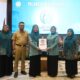 Ketua TP PKK Kota Makassar Melinda Aksa melantik pengurus Koperasi Konsumen Keluarga Sejahtera untuk memperkuat UMKM dan kemandirian ekonomi kader PKK.