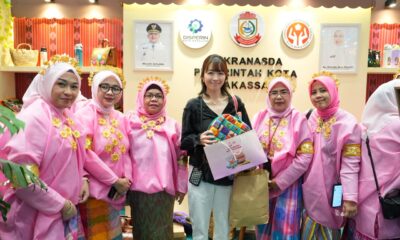 Dekranasda Makassar mempromosikan wastra dan kriya lokal di INACRAFT October 2026, menghadirkan Baju Bodo, kain Lagosi, dan produk unggulan perajin untuk memperluas pasar.