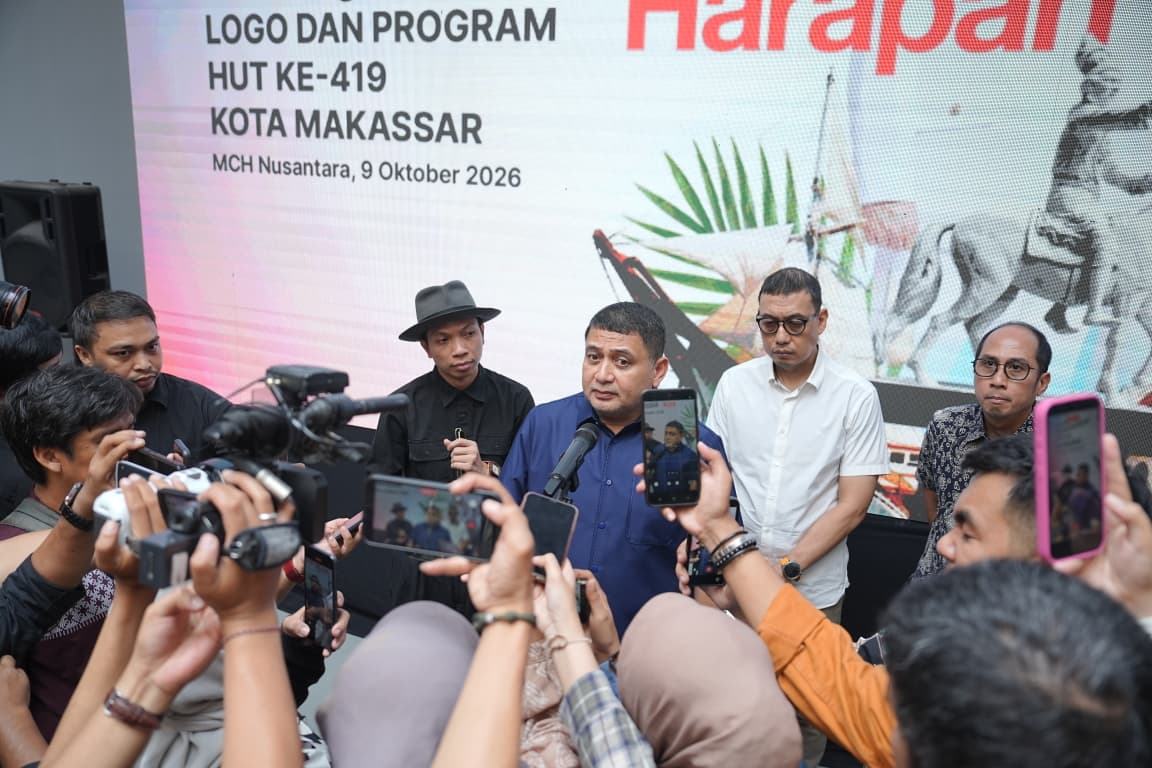 Pemkot Makassar meluncurkan logo HUT ke-419 bertema Nyalakan Harapan, Merawat Masa Depan. Karya Agung Alfata mengangkat filosofi pappaseng dalam desain modern.