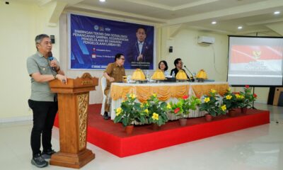 Wakil Bupati Barru Abustan A. Bintang mengajak masyarakat meningkatkan kesadaran memilah sampah dari rumah melalui Bimtek dan sosialisasi penanganan sampah serta pengelolaan limbah B3 bersama Kementerian Lingkungan Hidup RI.
