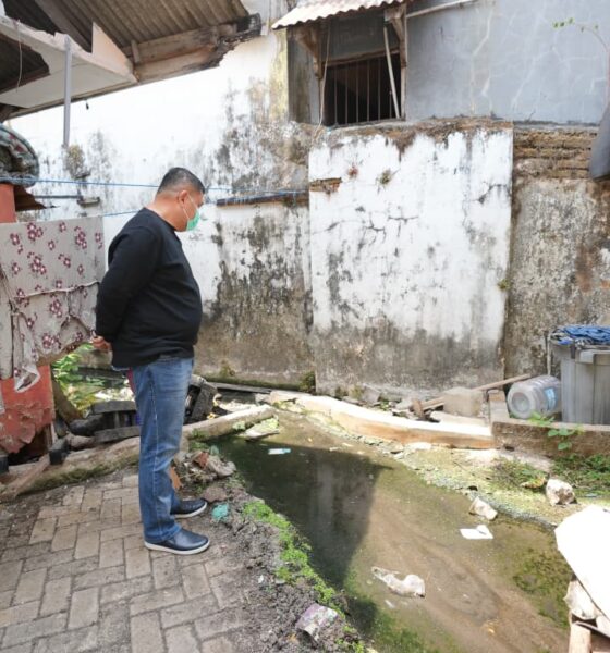 Wali Kota Makassar Munafri Arifuddin menegur petugas Puskesmas Jongaya setelah menemukan area belakang yang kumuh dan meminta segera dibenahi.