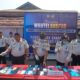 Lapas Narkotika Sungguminasa memusnahkan 111 handphone hasil sitaan, termasuk dua HP mewah yang diduga iPhone Pro Max dan Samsung Galaxy Z Flip. Kegiatan ini dirangkaikan dengan peresmian Wartel Suspas untuk mendukung komunikasi resmi warga binaan.