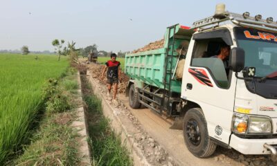 Pembangunan jalan tani TMMD ke-130 Kodim 1409/Gowa di Desa Kalebarembeng, Gowa, mencapai 34 persen per 21 Oktober 2026. Infrastruktur ini diharapkan memperlancar distribusi hasil panen dan meningkatkan kesejahteraan petani.