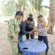 Warga menemukan granat tangan jenis nanas di Desa Pannyangkalang, Bajeng, Gowa, saat mencari ikan. Granat diduga masih aktif dan diamankan petugas.
