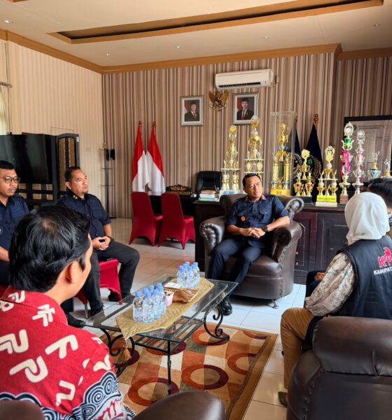 Lapas Narkotika Kelas IIA Sungguminasa bersama KPU berkoordinasi memutakhirkan data pemilih warga binaan dan membahas penentuan jumlah KPPS untuk memastikan pemenuhan hak pilih sesuai ketentuan.